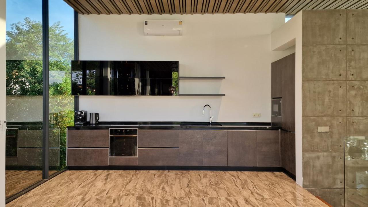 Villa Obsidian, With Staff, Sea View And Walk To Choeng Mon Beach エクステリア 写真