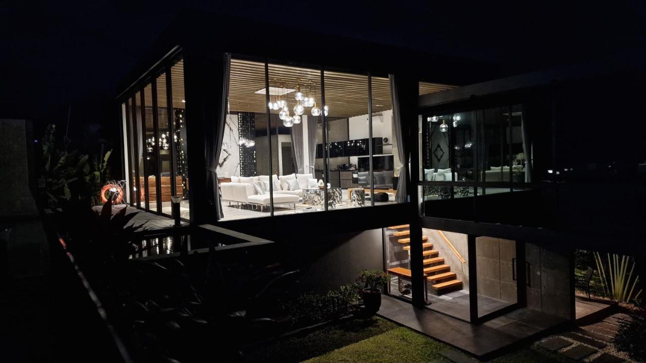 Villa Obsidian, With Staff, Sea View And Walk To Choeng Mon Beach エクステリア 写真
