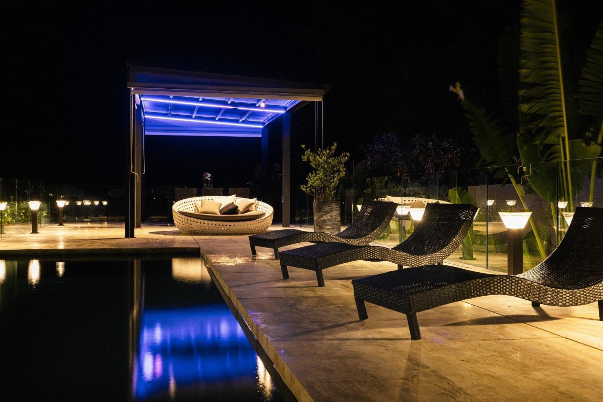 Villa Obsidian, With Staff, Sea View And Walk To Choeng Mon Beach エクステリア 写真