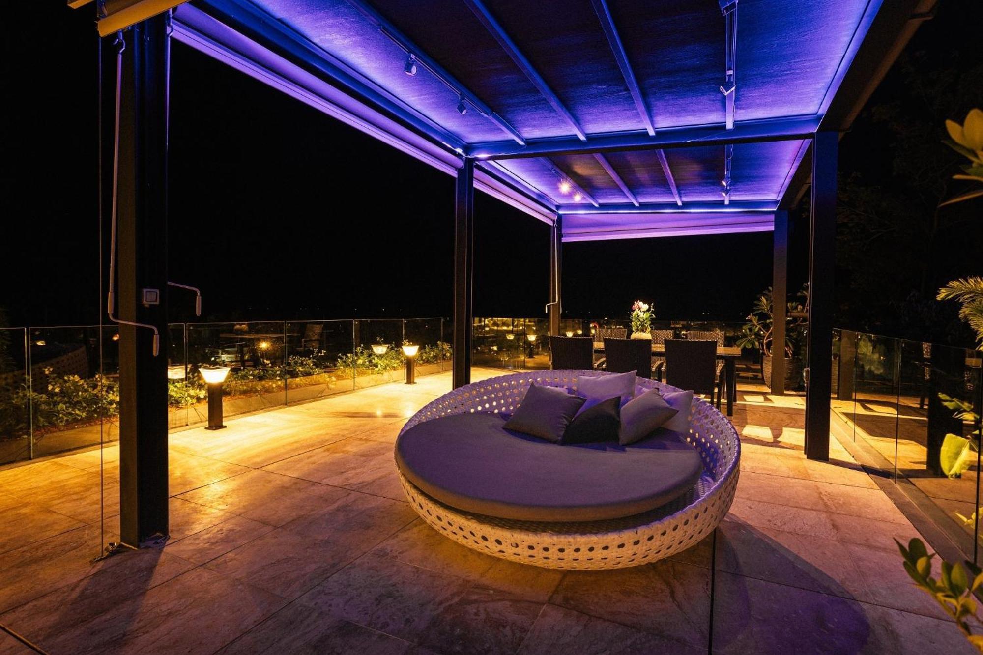 Villa Obsidian, With Staff, Sea View And Walk To Choeng Mon Beach エクステリア 写真