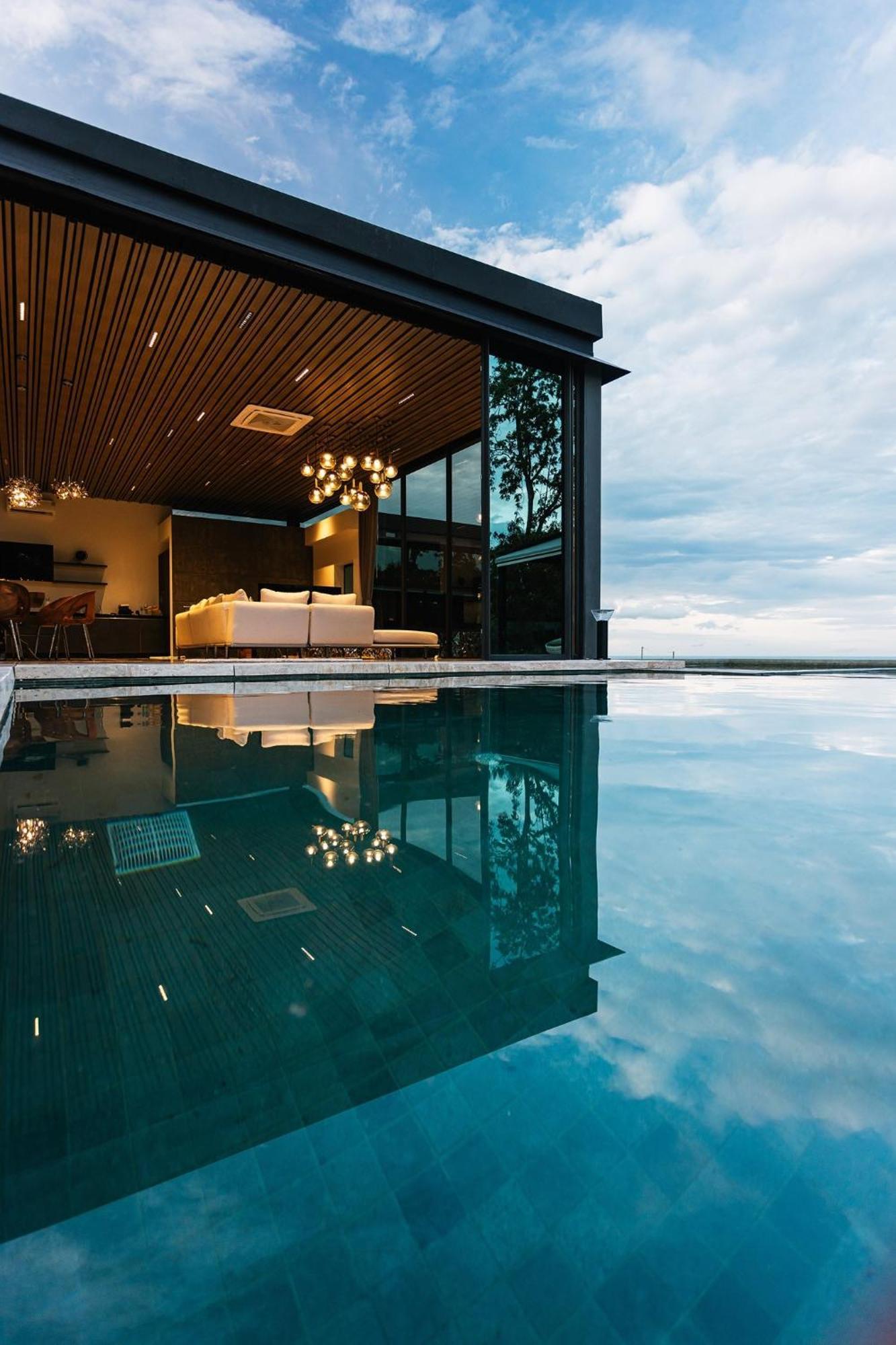 Villa Obsidian, With Staff, Sea View And Walk To Choeng Mon Beach エクステリア 写真